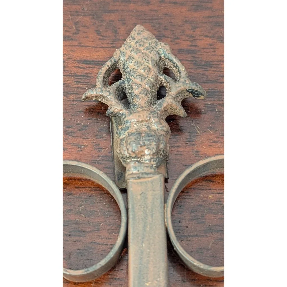 N/A vintage decorative